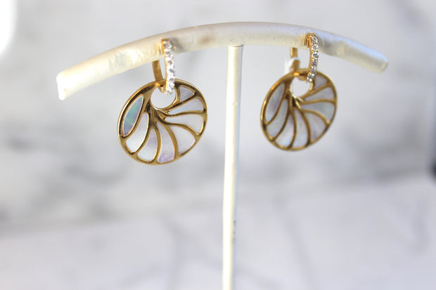 Medium Yellow Gold Mother of Pearl Earrings