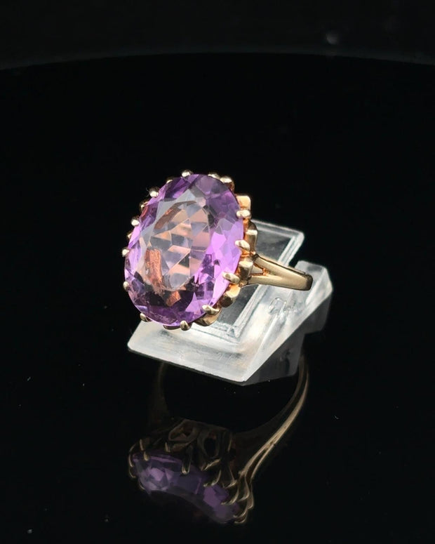 Oval Amethyst Solitaire Ring