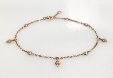 Rose Gold Bracelet with Round Diamonds